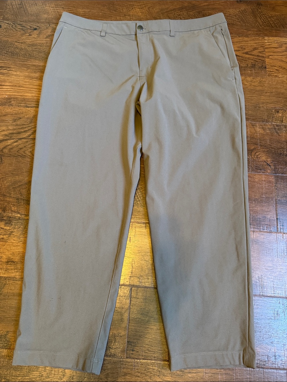 Men’s Lululemon ABC pants in size 40W 28L